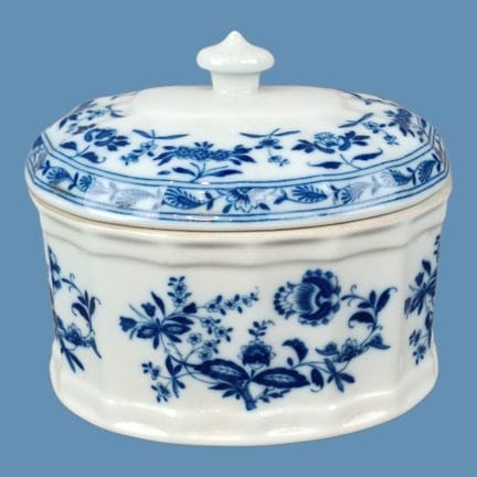 BOÎTE DIOGO En porcelaine de la manufacture Vista 