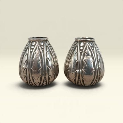 PAR DE JARRAS ART DÉCO. Plata portuguesa de 833/10