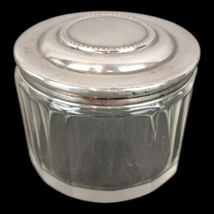 CAJA REDONDA Caja de cristal facetado con tapa de 