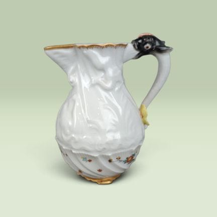 MILK JUG Porcelain from the Vista Alegre factory, 