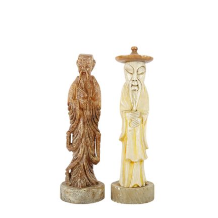 DUE SCULTURE DI MONACI - Due sculture in alabastro