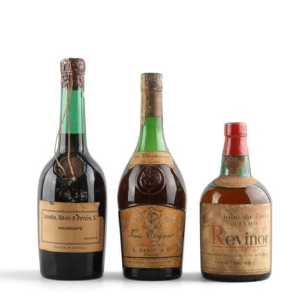 GETRÄNKE-SET – Set aus drei Flaschen: „Fine Cognac