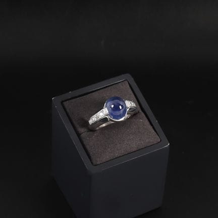 GOLD, SAPPHIRE, AND DIAMOND RING
White gold ring, 