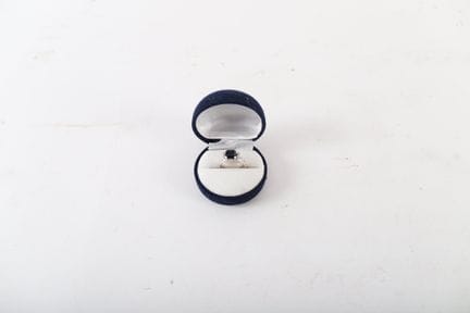 BEAUTIFUL GOLD, SAPPHIRE, AND DIAMOND RING
18k whi
