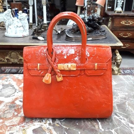 SCULPTURE "SAC HERMÈS BIRKIN", XXème
Bronze à pati