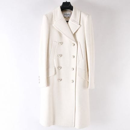 MANTEAU BLANC CHANEL EN LAINE ET CASHEMIRE 
Mantea