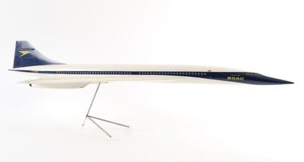 RARO MODELLINO DEL CONCORDE CON I COLORI DELLA "BO