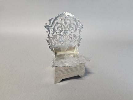 Petite salière chaise en argent 84 zolotniks, 875 