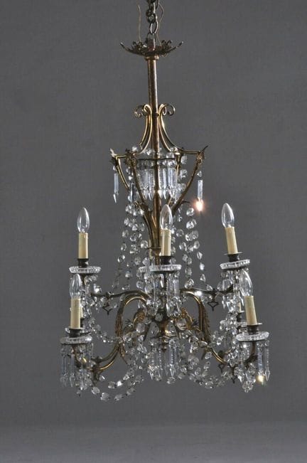 Lampadario in bronzo e ottone dorato a otto bracci
