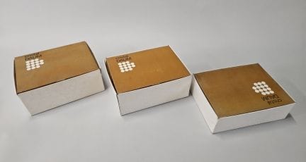 Trois séries de 6 verres DAUM en cristal.
Dans leu