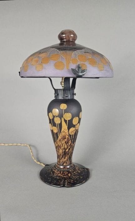 IL VETRO FRANCESE, nello stile di  
Lampada a form