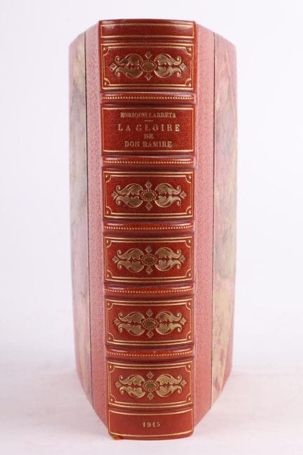 LARRETA (Enrique).
The Glory of Don Ramire: A Life