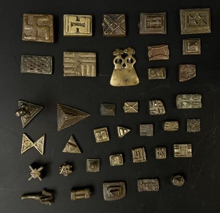 BAOULE, IVORY COAST
Set of 37 gold-weighing weight