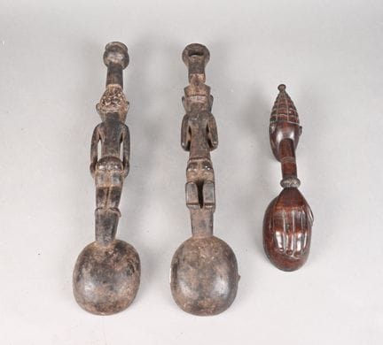 BAOULÉ UND YORUBA, WESTAFRIKA 
Set aus drei anthro