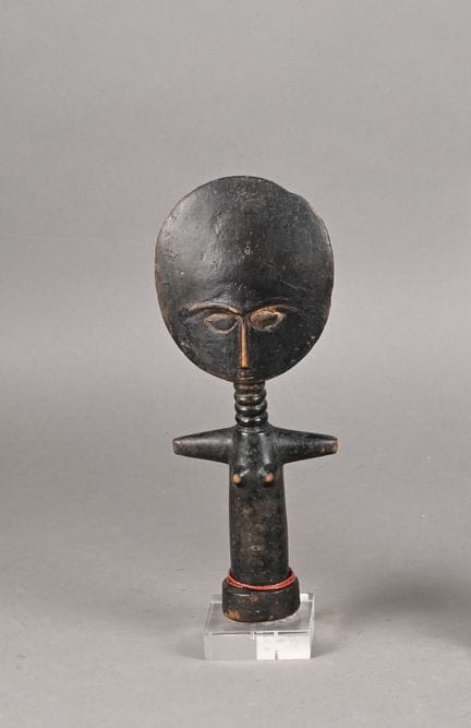 ASHANTI, GHANA
Akuaba fertility doll made of wood 