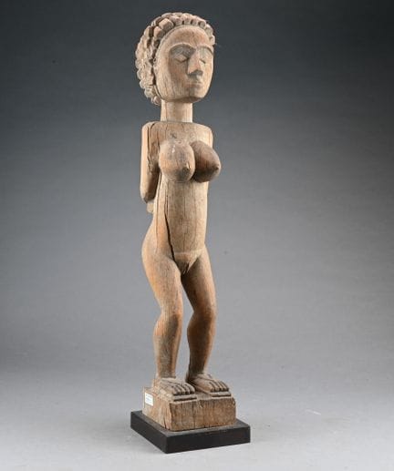 SAKALAVA, MADAGASCAR
Statua di maternità in legno 