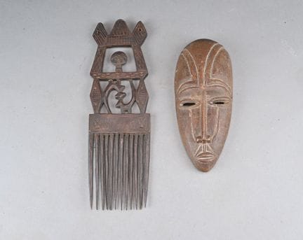 ELFENBEINKÜSTE und GHANA, Set aus zwei geschnitzte