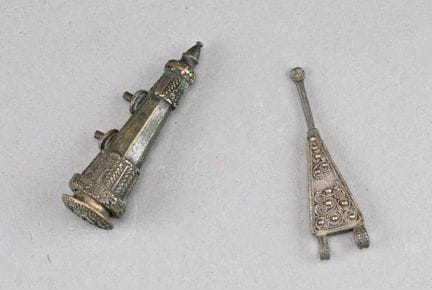 ÄTHIOPIEN UND INDIEN
Koptischer Ohrreiniger aus Me
