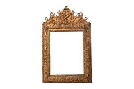 Specchio in legno modanato, intagliato e dorato, c