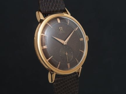 OMEGA 2714 Jumbo
Montre de poignet en or rose 18k.