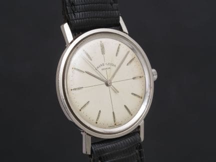 FAVRE-LEUBA Ultrathin 81023
Steel wristwatch. Roun