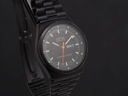 PORSCHE DESIGN (Orfina)
Montre bracelet en acier a