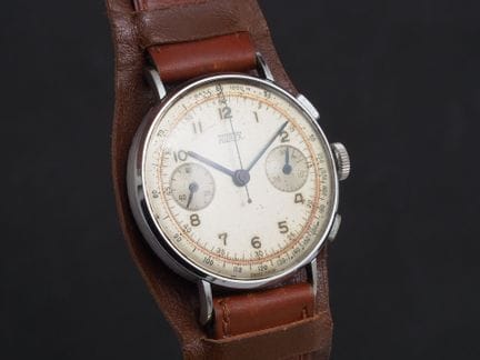 HUGEX
Chrome-plated wrist chronograph watch. Round