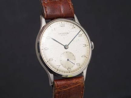 UNIVERSAL GENEVE réf. 21242
Montre de poignet chro