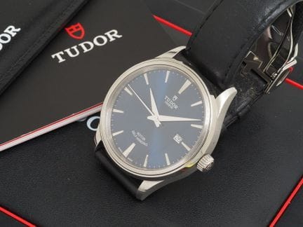 帝舵（TUDOR）Style 型号 12700，约2017年款
不锈钢腕表。圆形表壳。旋入式表背。旋