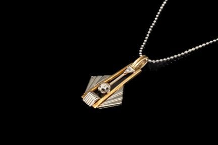 Halskette aus 750er Gelb- und Weißgold, bestehend 