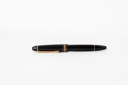 MONTBLANC MEISTERSTÜCK
Nummer 146
Füllfederhalter 
