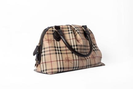 BURBERRY
Borsa a borsa da bowling in tela rivestit