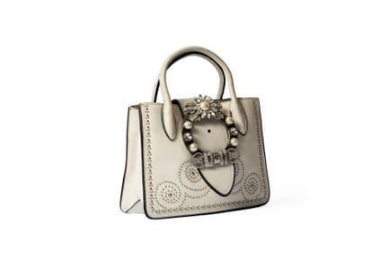 MIU MIU
Borsa in pelle martellata bianca imprezios
