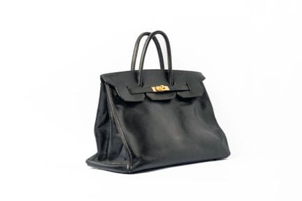 HERMES 
Sac Birkin 40cm en veau box. Doublure en c
