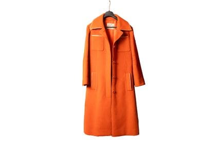 HERMES Sport
Manteau en laine ocre avec passepoile