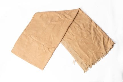 CARTIER Must
Wool and silk shawl featuring the Car