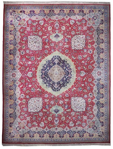 Tapis TABRIZ (Iran)
Milieu du XXe siècle.
Velours 