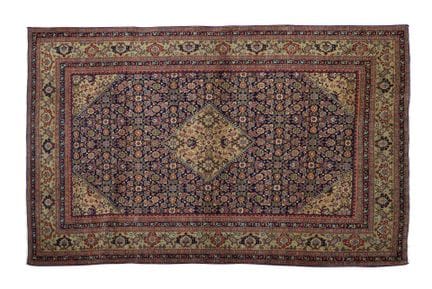 Tapis TABRIZ
Iran. vers 1940. 
Velours en laine su