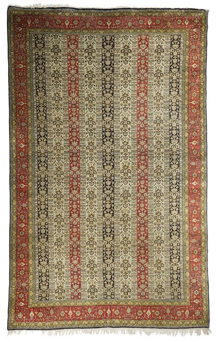 Original et fin tapis GHOUM en soie 
Iran. Époque 