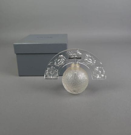 LALIQUE – Flacon modèle Folie
Flacon de parfum en 