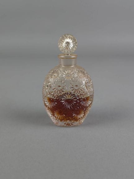 RENÉ LALIQUE pour WORTH 
Flacon de parfum en verre