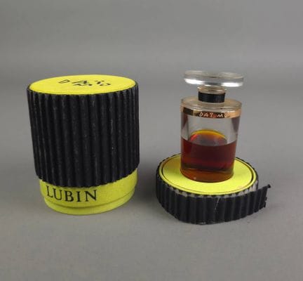 LUBIN – Daï Mo eau de parfum
Flacon en verre cylin