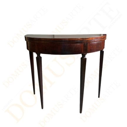 Spieltisch Halbmondförmiger Spieltisch aus Holz, a