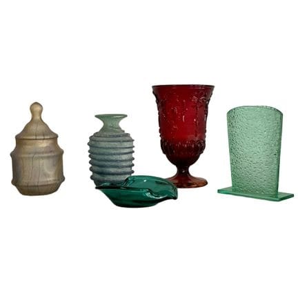 Set di oggetti in vetro colorato (5) Set composto 