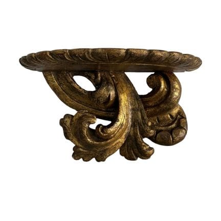 Geschnitzte und vergoldete Holzkonsole mit ornamen