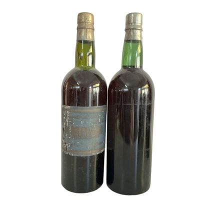 Zwei Flaschen Madeira-Wein „Old Reserve Solera“ – 