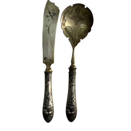Couverts de service à manches en argent. Paire de 