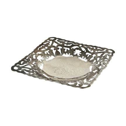 Cestino in argento straniero 900/1000, di forma qu