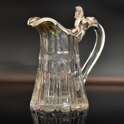 Wasserkanne Scharnierdeckel mit appliziertem bekrö