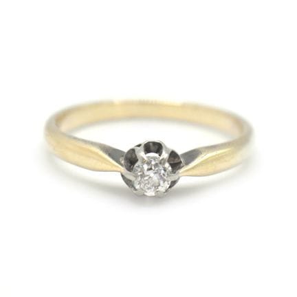 Ring Ringkopf besetzt mit einem Altschliff-Diamant